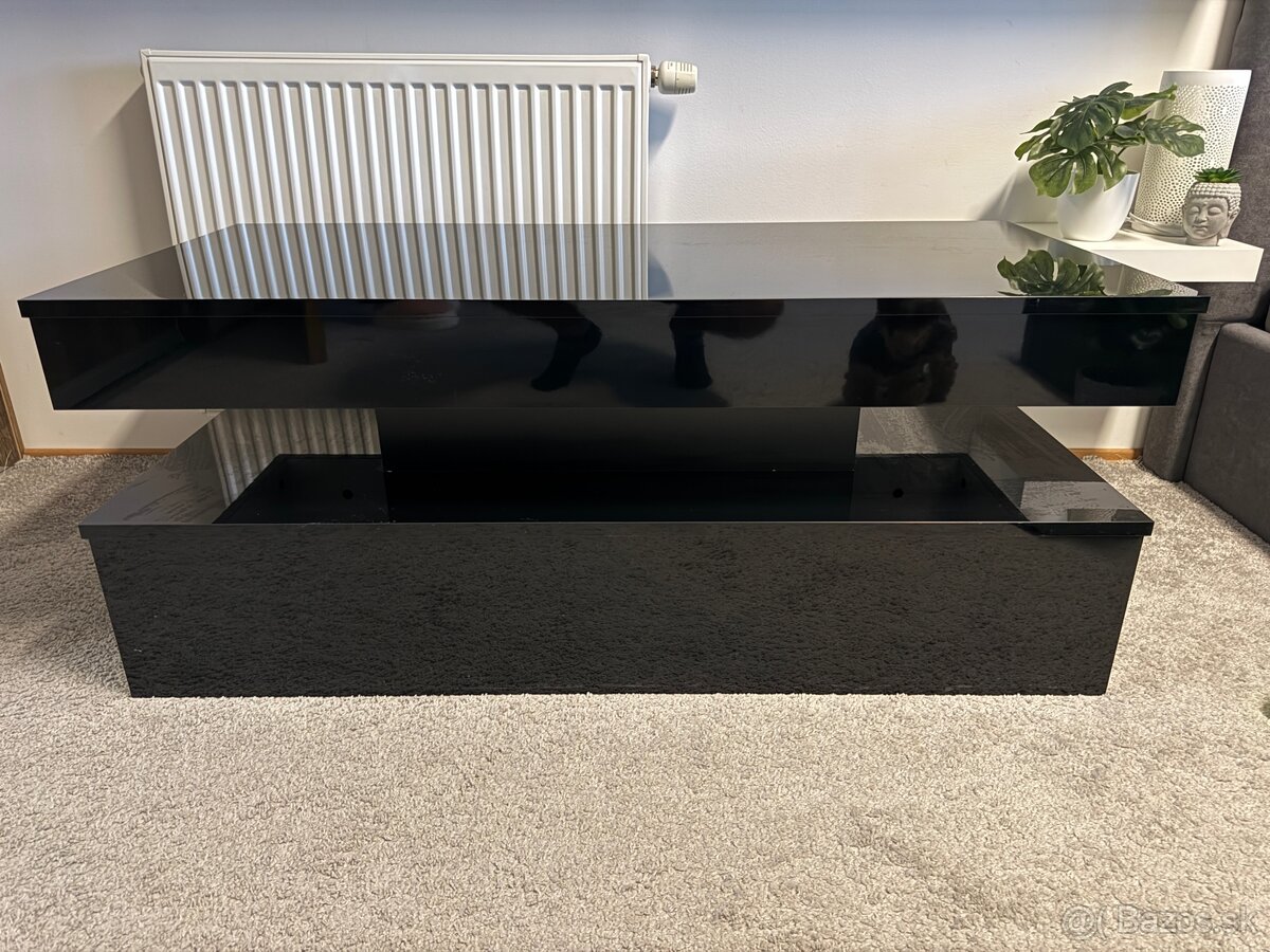 Konferenčný stolík