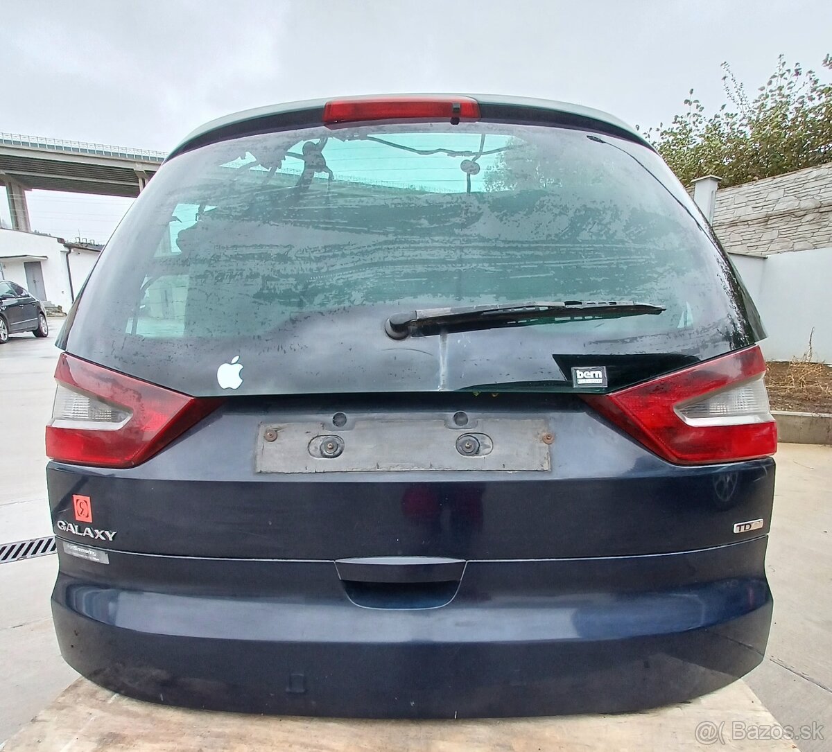 ford galaxy-kufrové dvere