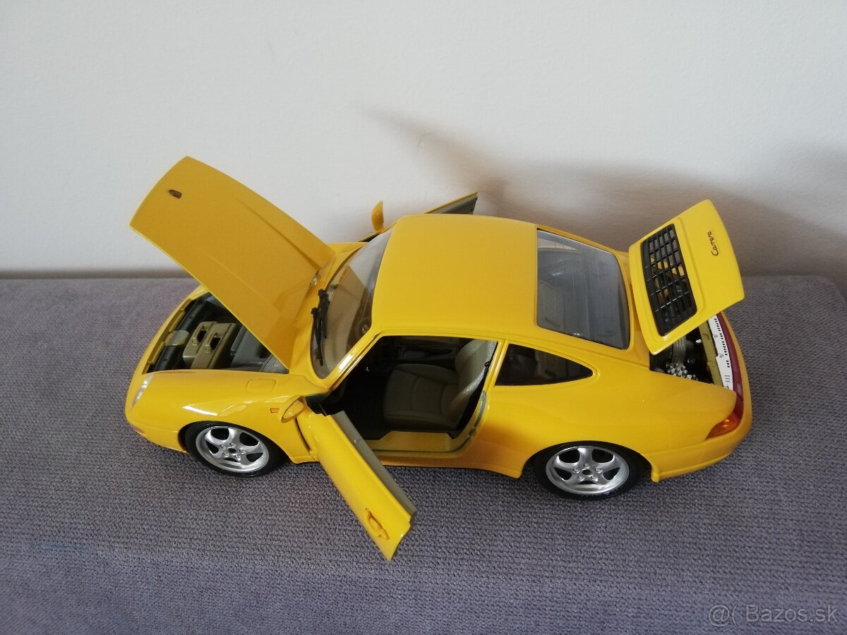 1:18 PORSCHE 911 Bburago