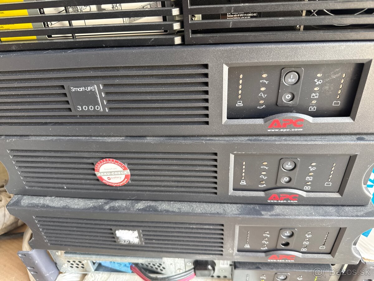 APC Smart-UPS 3000 RM