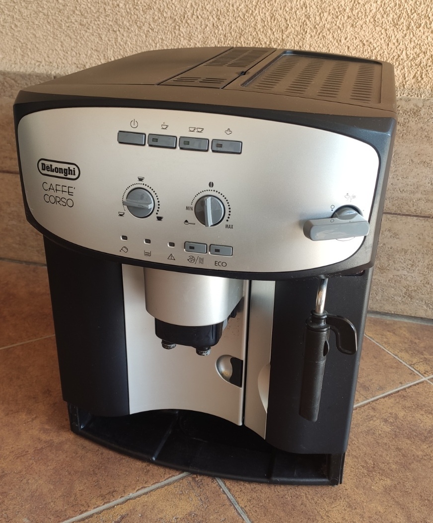 Automatický kávovar DeLonghi Caffe Corso