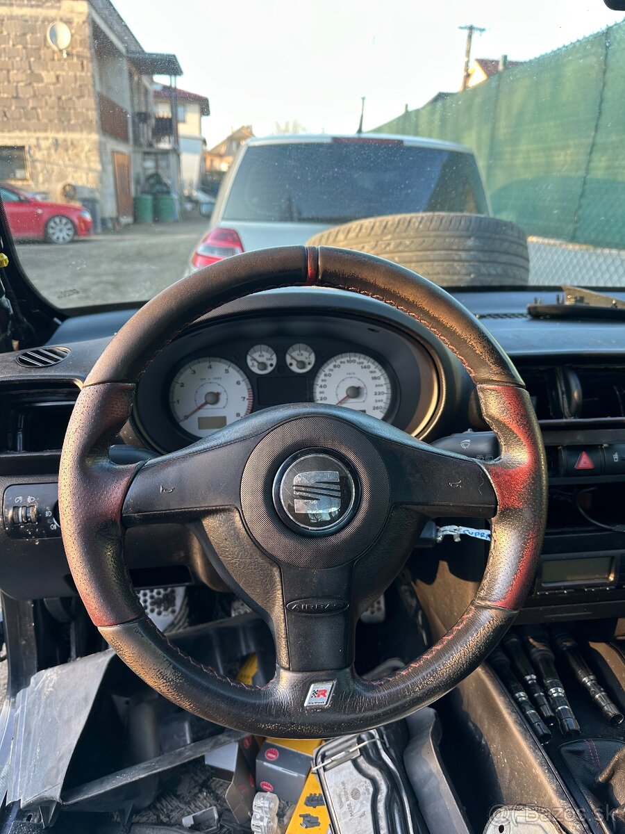 Volant Cupra r leon 1m