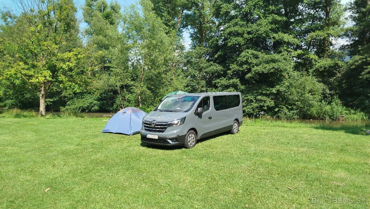 Na prenájom 8+1 minibus