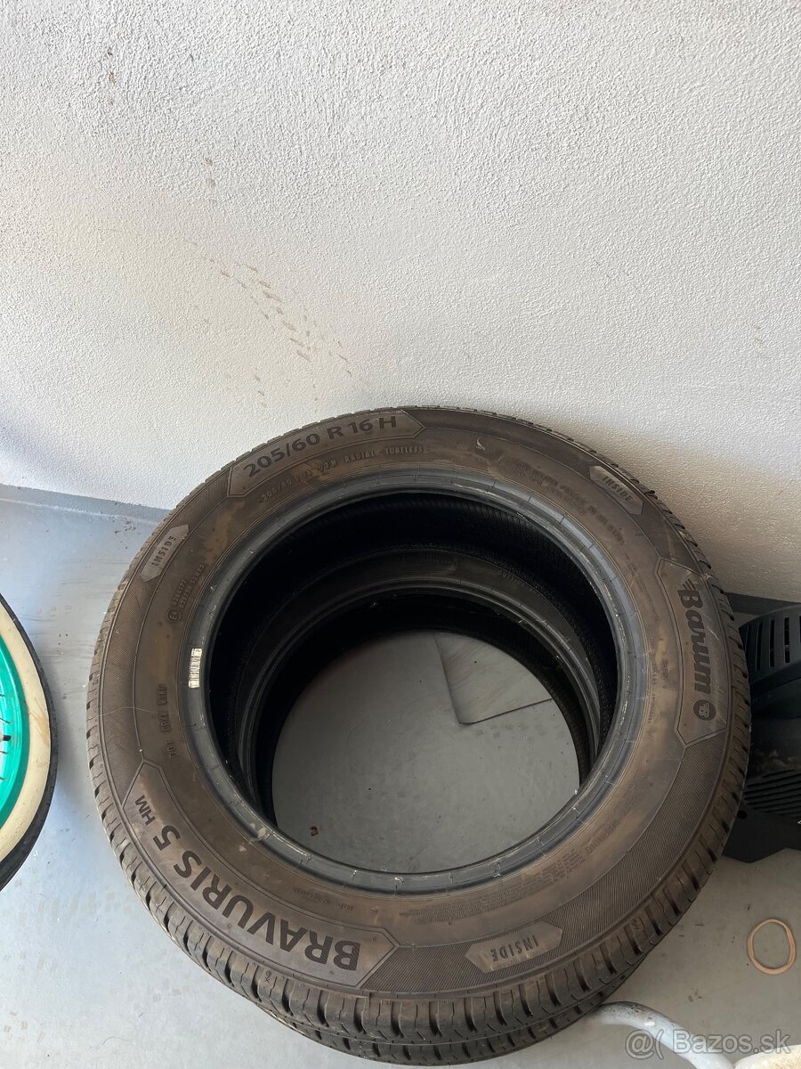 205/60 R16 Barum Bravuris 5HM