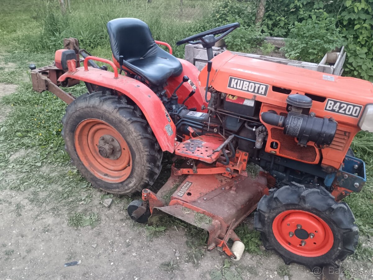 Malotraktor kubota b 4200 4x4