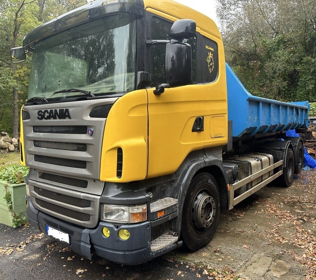 6x2 Scania hák Eur4 +2 vany kontejner