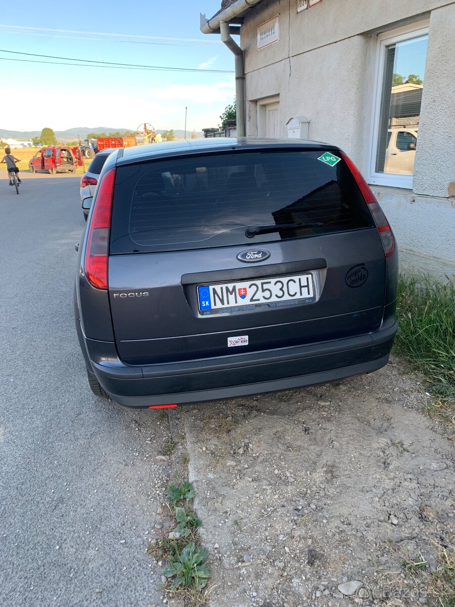 predám Ford focus kombi