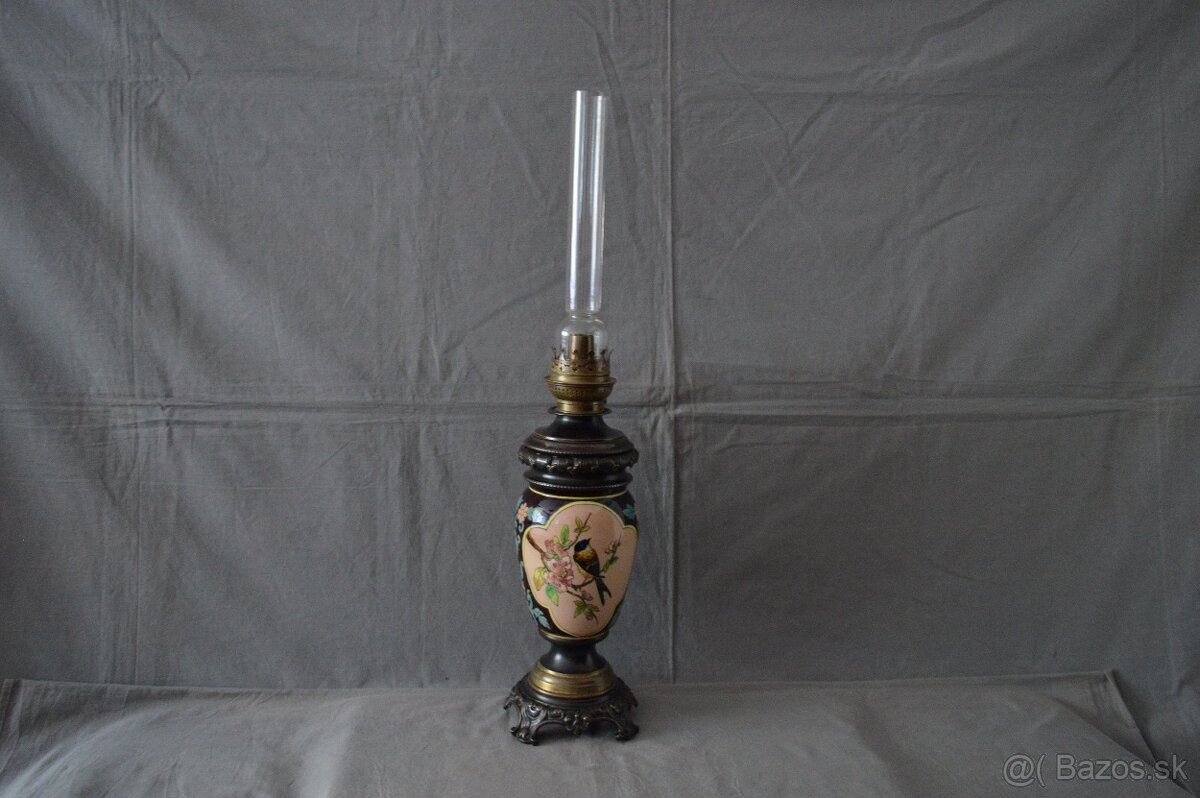 Petrolejová lampa IV