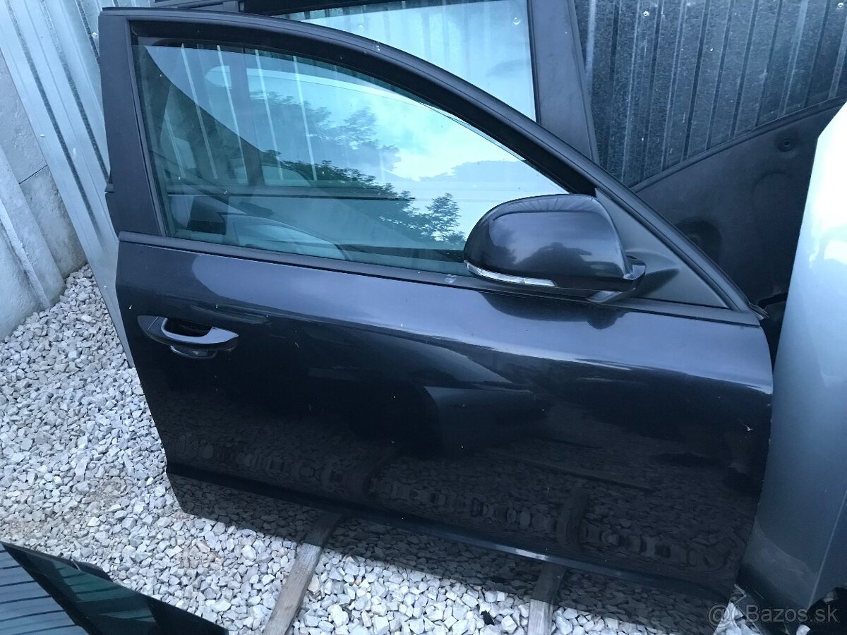 Práve predne zadné dvere škoda superb 2 lift