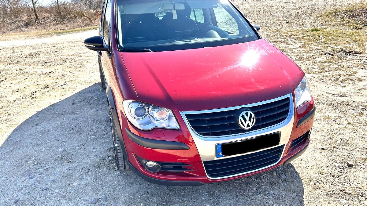 Volkswagen Touran Cross 2.0 TDi