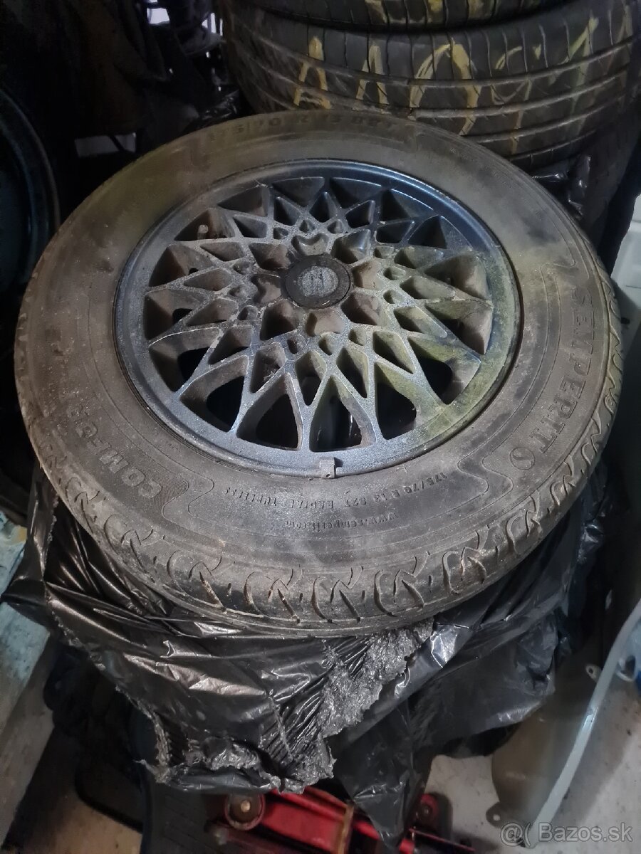 4x100 R13