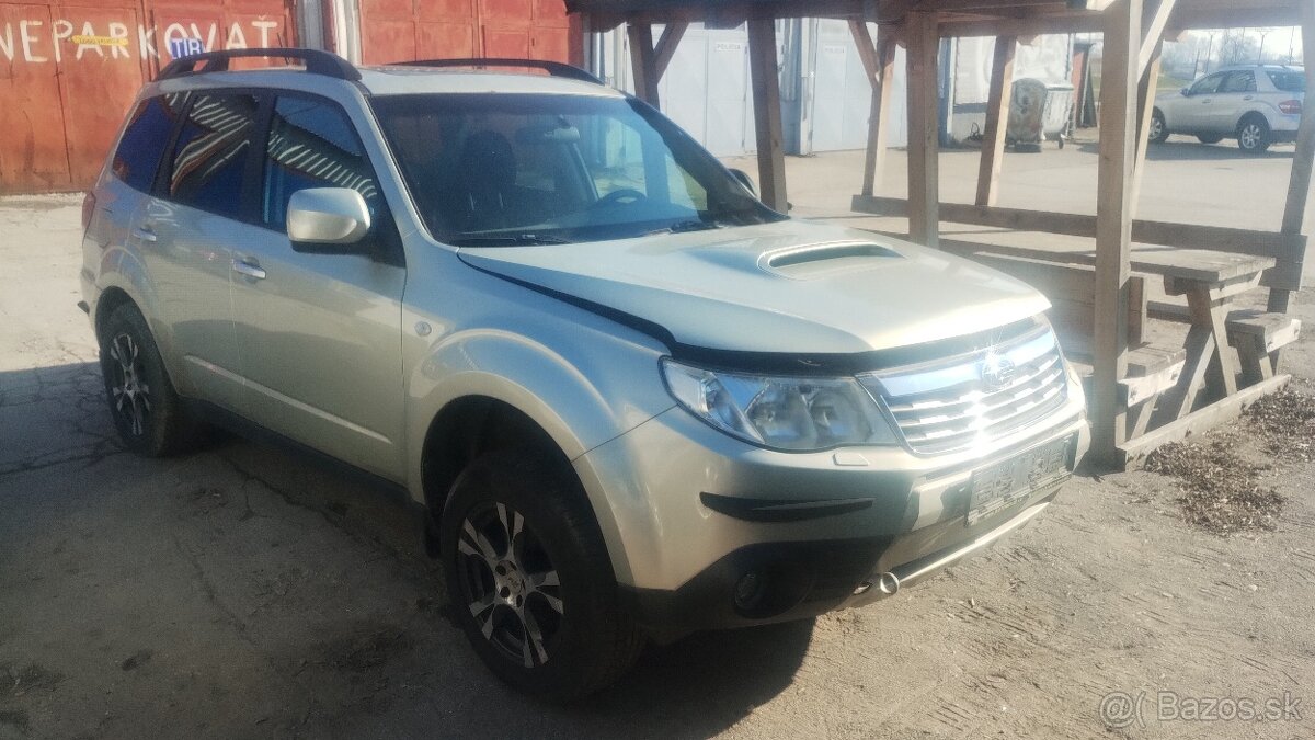 Rozpredám diely na Subaru Forester 2,5 boxer diesel