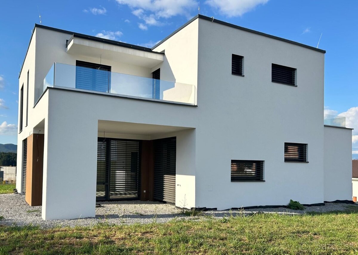 NA PREDAJ NOVOSTAVBA RODINNÉHO DOMU NA PRŠIANSKEJ TERASE