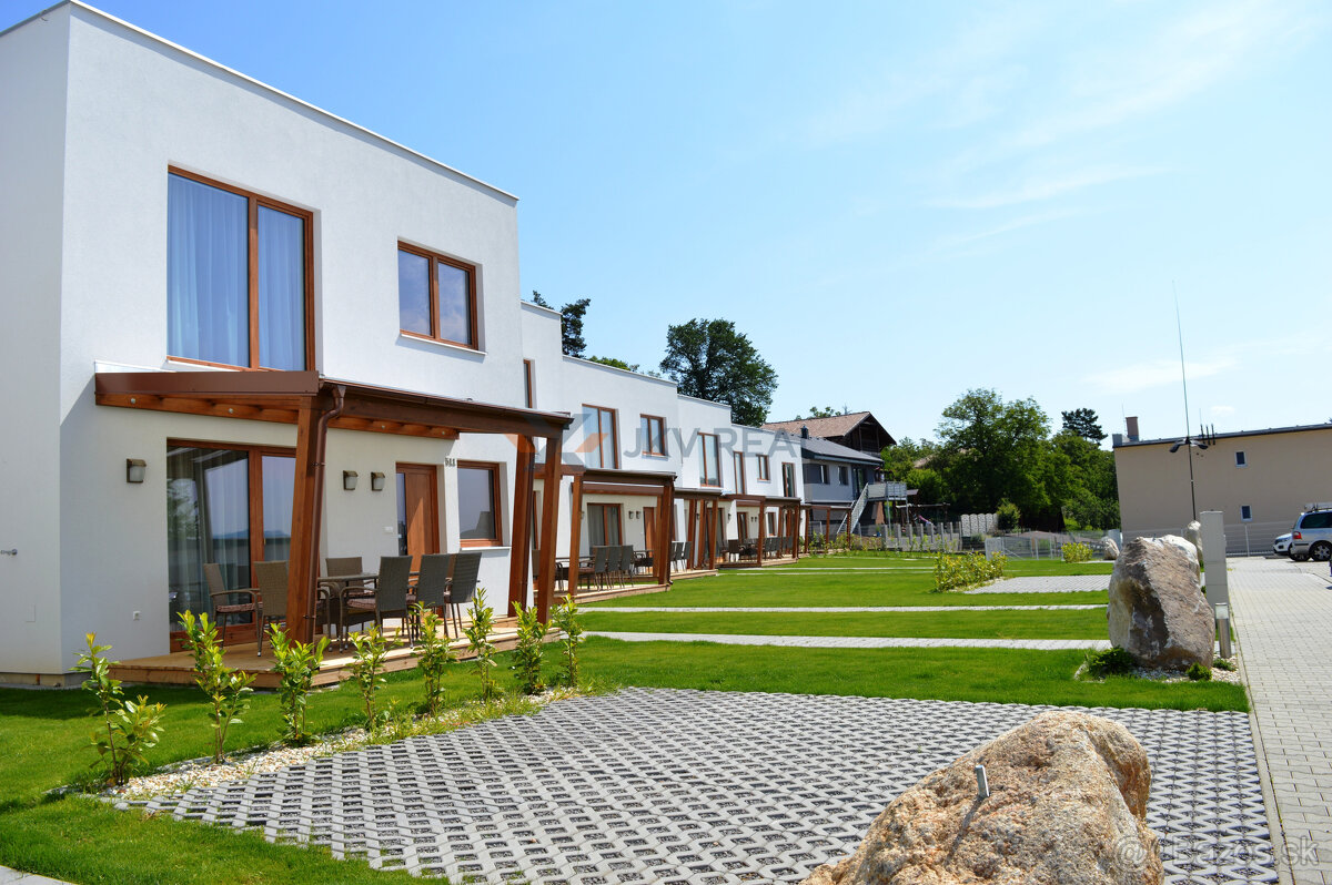 POSLEDNÝ VOĽNÝ DOM - Rodinný dom na prenájom v Porube