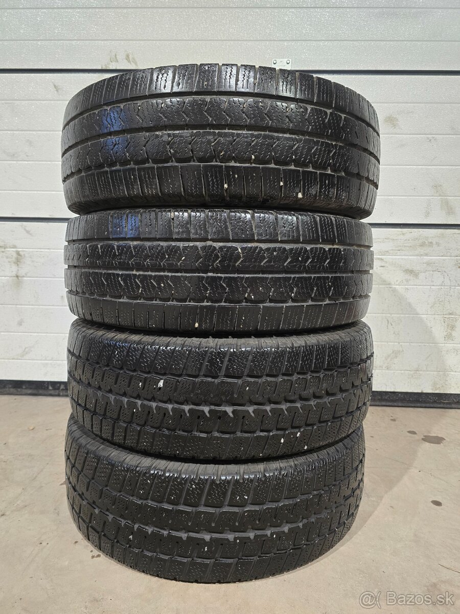 Zimné Pneu Matador 215/70 R15 C