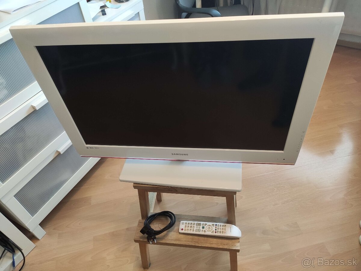 Televízor Samsung LE32