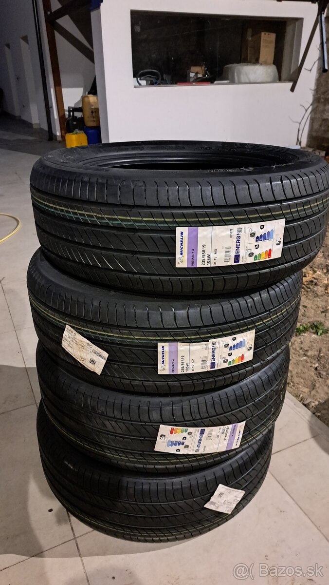 235/55 r19