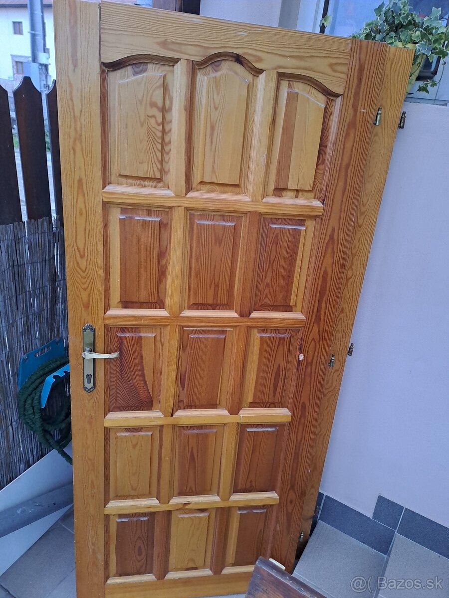 Drevene dvere