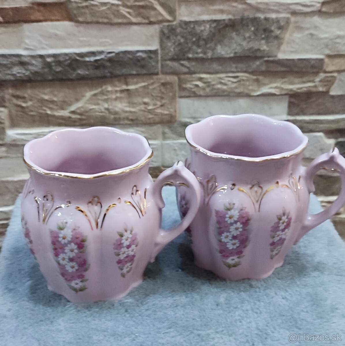 Růžový porcelán,2 hrníčky, Chodov