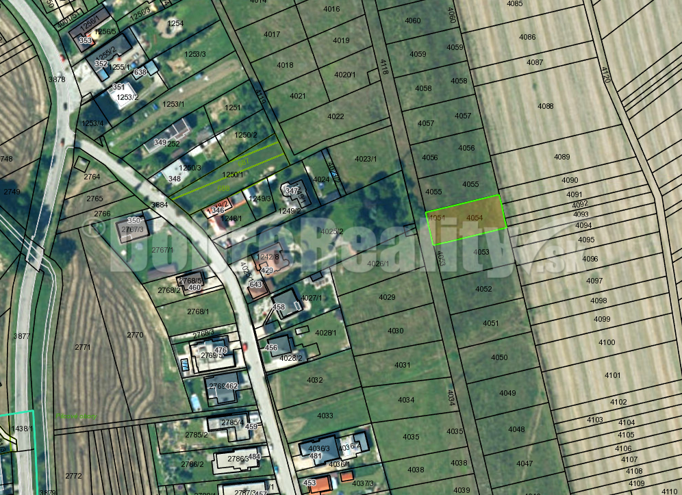 Ponúkame  na predaj rovinatý stavebný pozemok s výmerou 848 