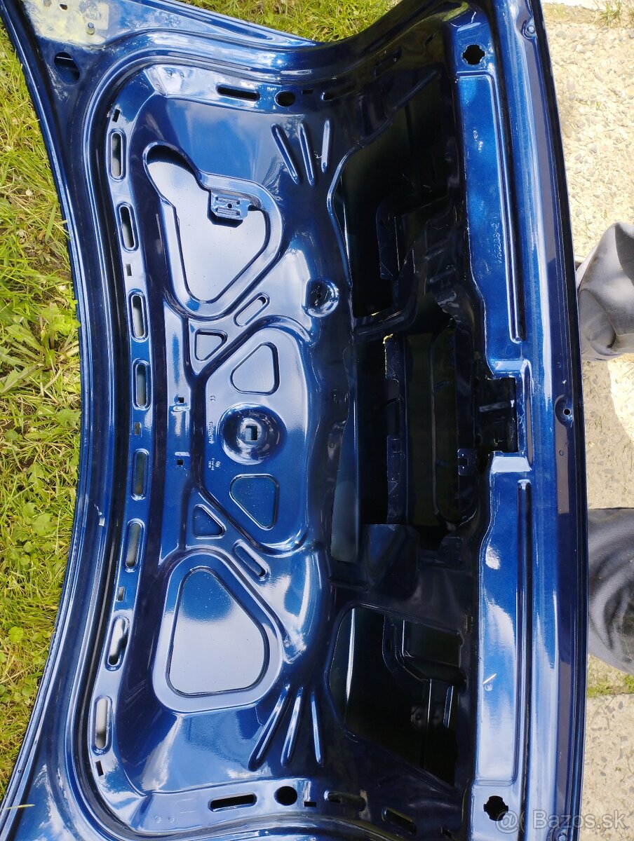 Kufor Superb 1 , 3U