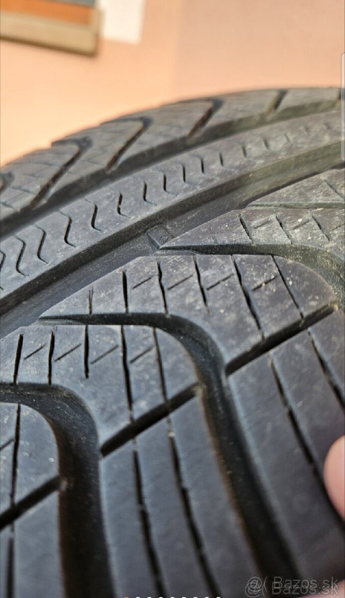 Pirelli Cinturato All Season Plus 235/55 R18