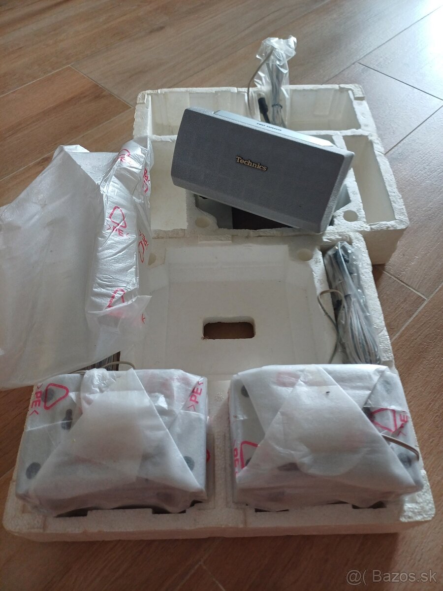 Reproduktory 1+2 Technics- Nove