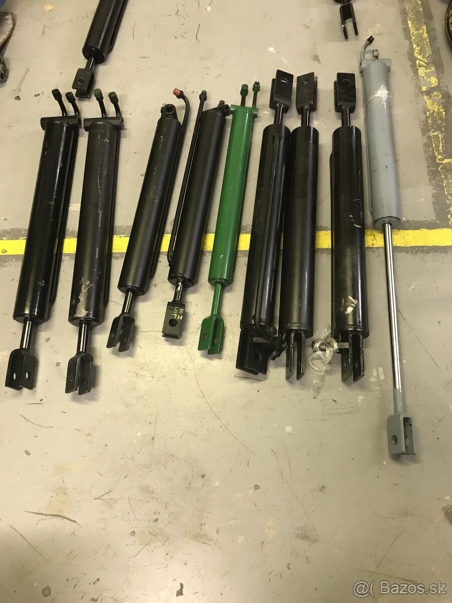 Hydraulické pístnice na štípač