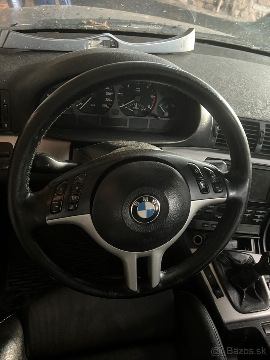 BMW E46 volant