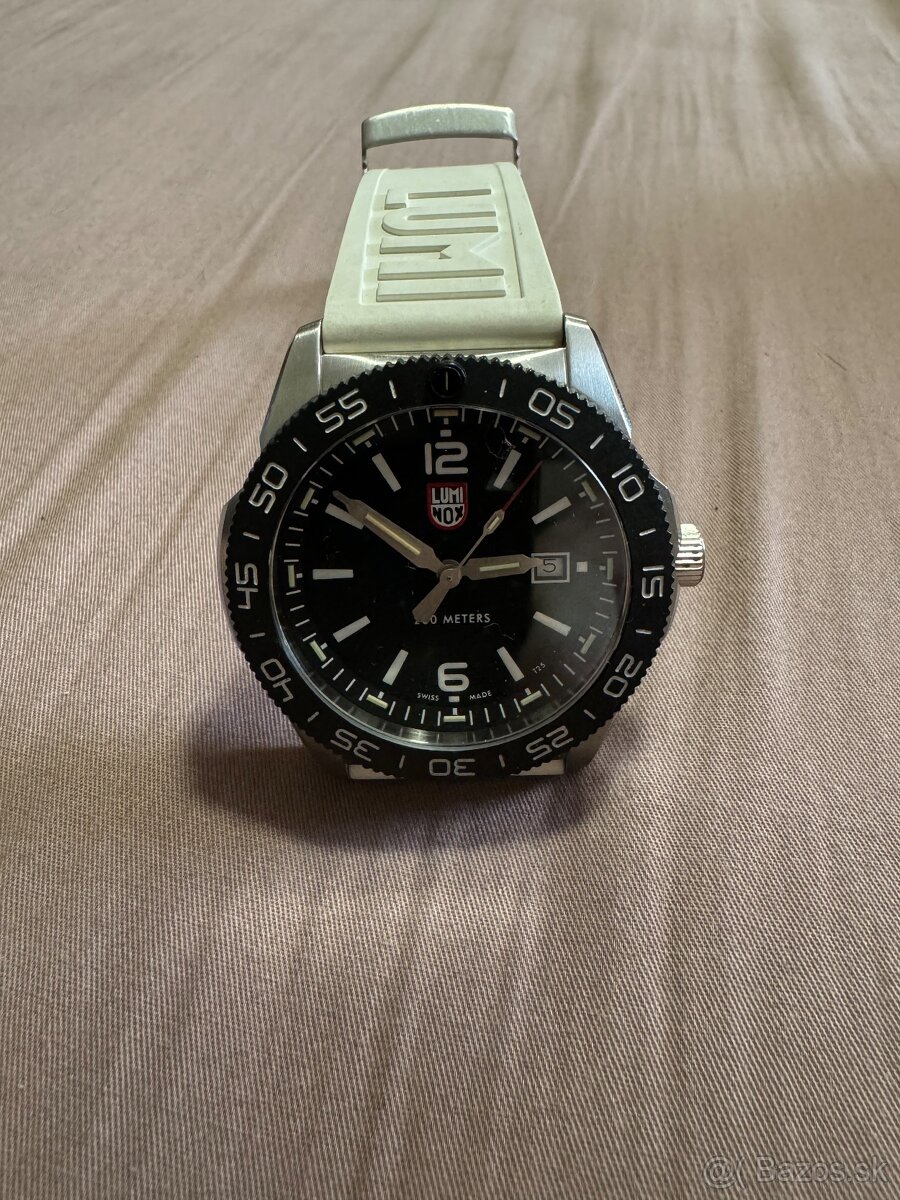 Luminox pacific dvier 3120
