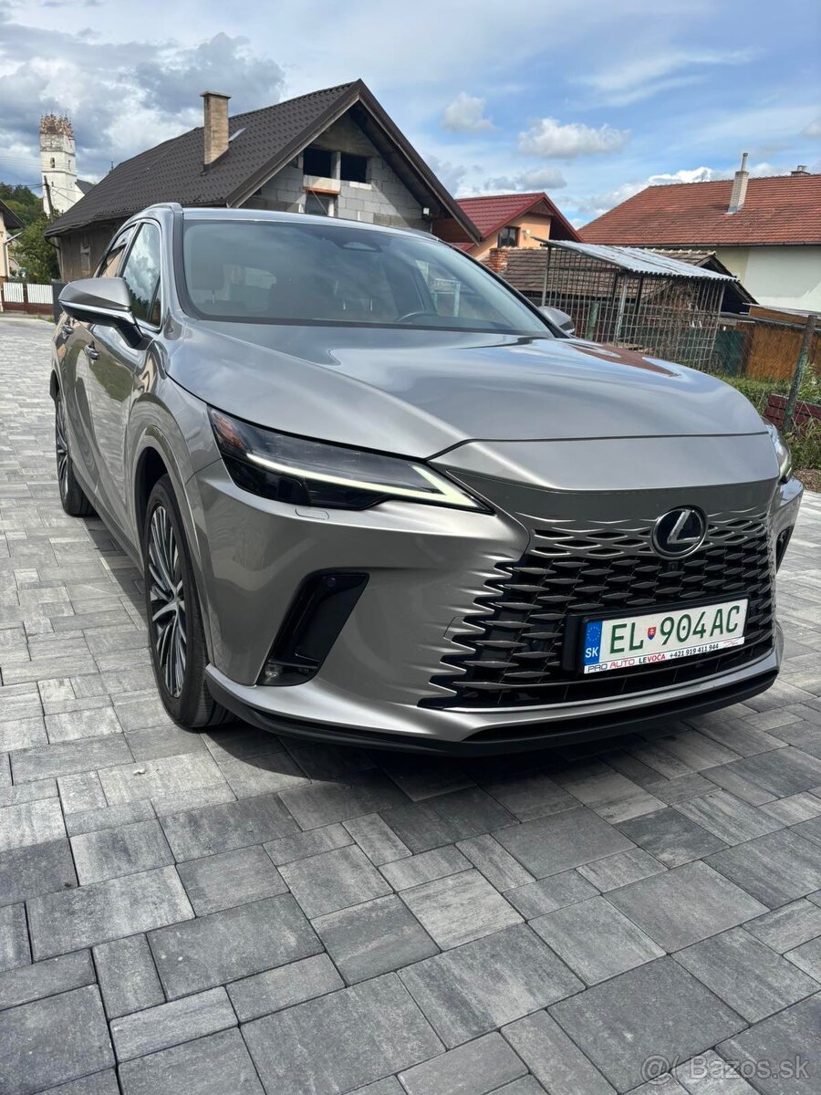 Lexus rx450 h+