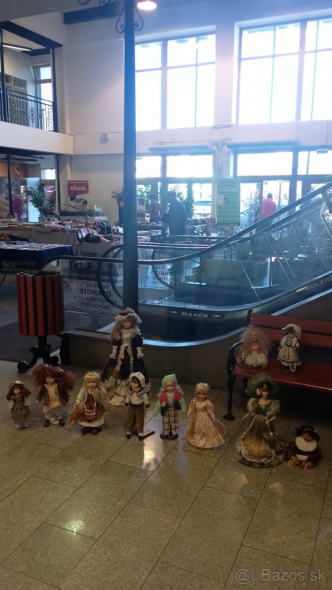 Porcelánová zbierka bábik - /veľmi hodnotná/