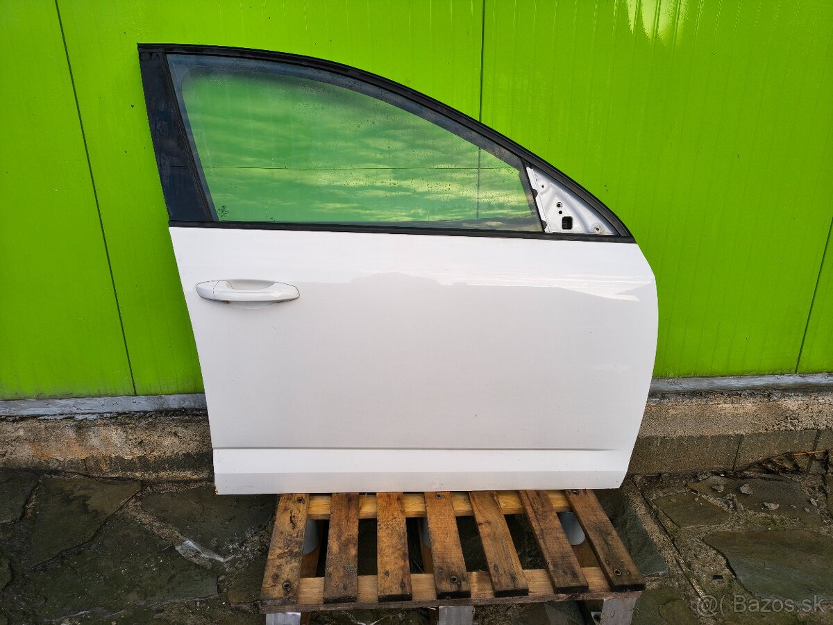 Predné pravé  dvere Octavia 3 -