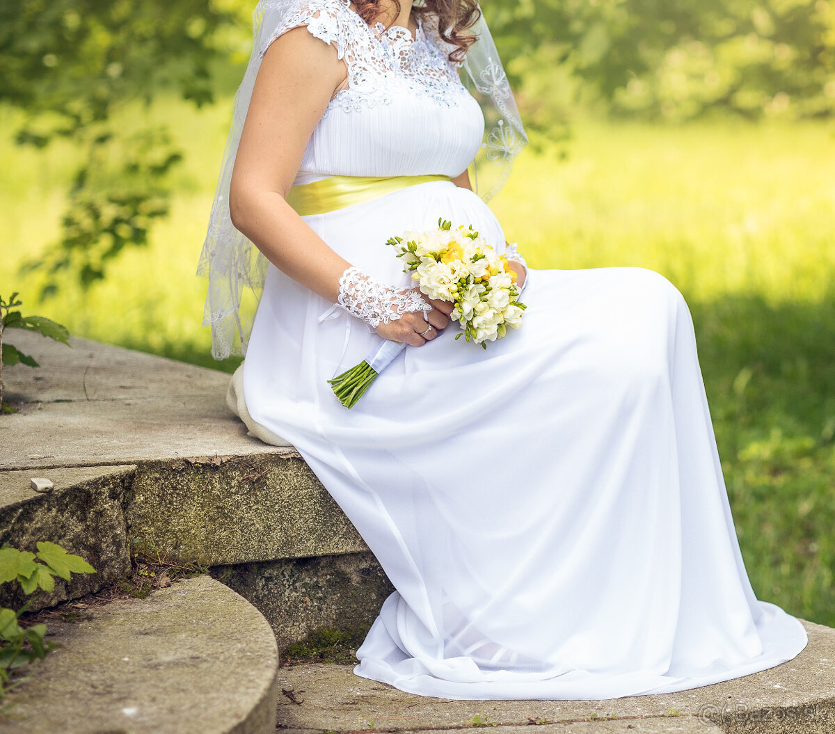 Svadobné, tehotenské šaty