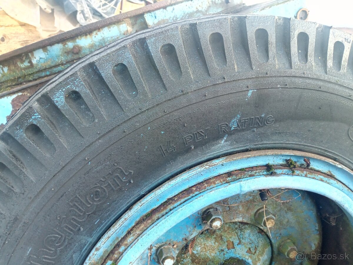 vlečka autovlek 7t , 8.25-20