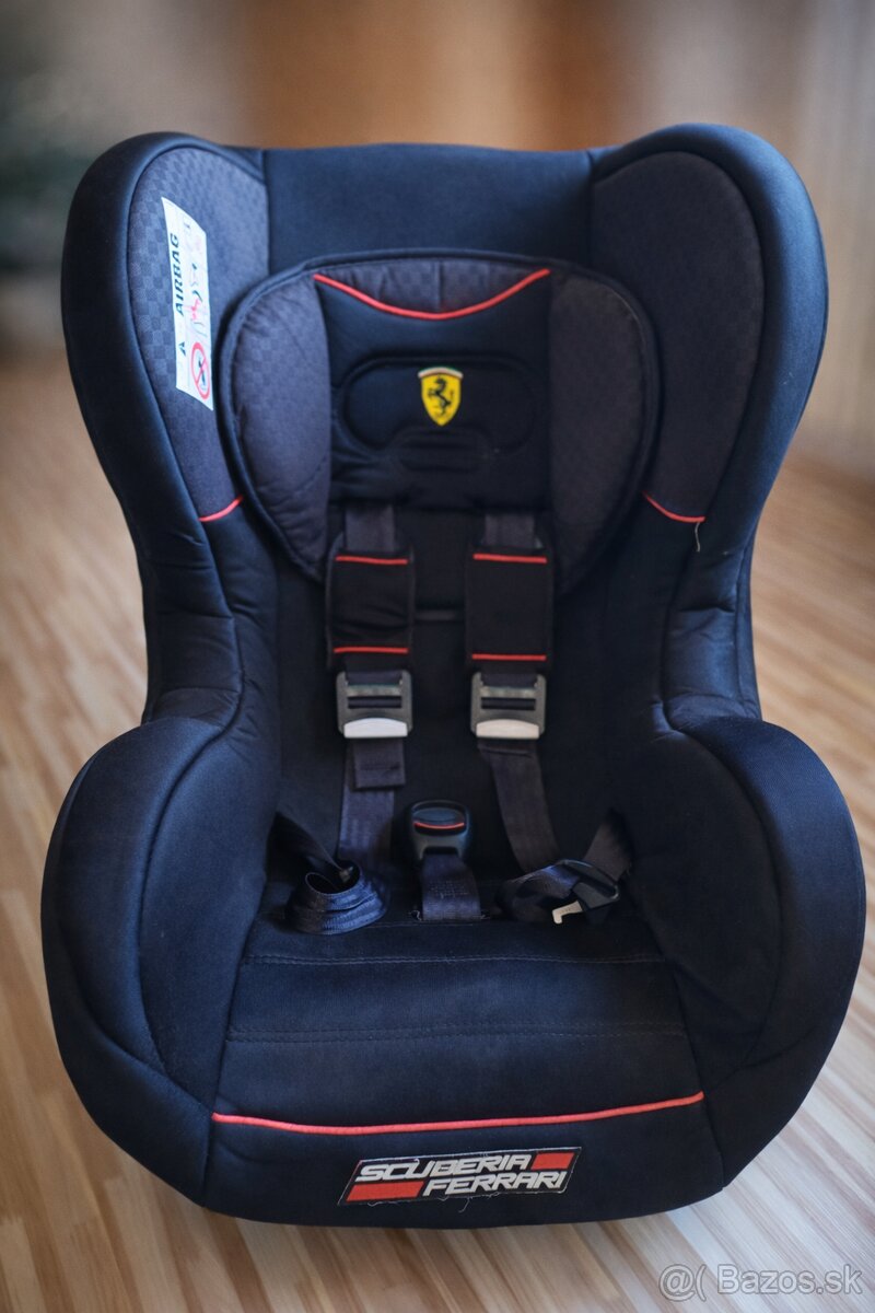 Autosedačka Ferrari