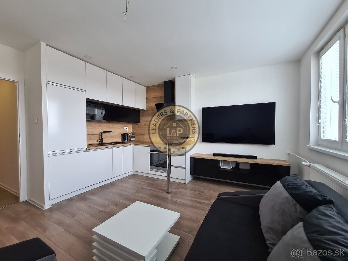 PRENÁJOM 3 izb., KVP, kompletná rekonštrukcia, les