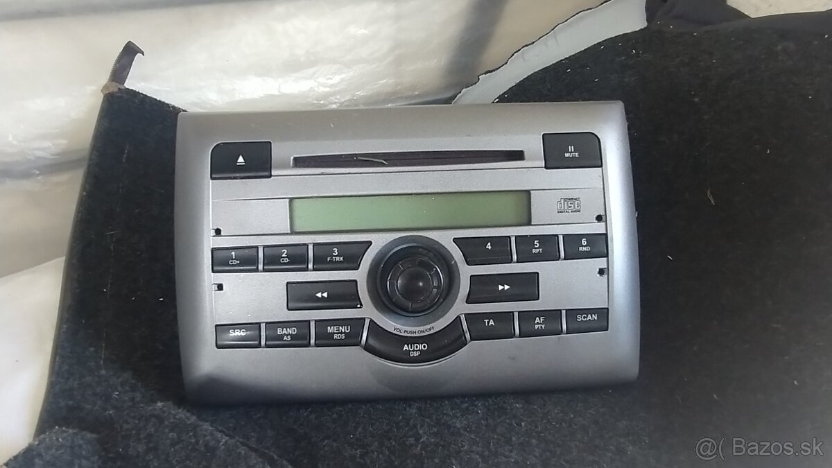 Auto radio