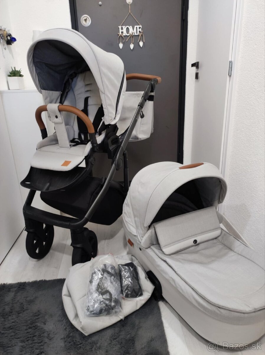 Roan Bloom Ivory