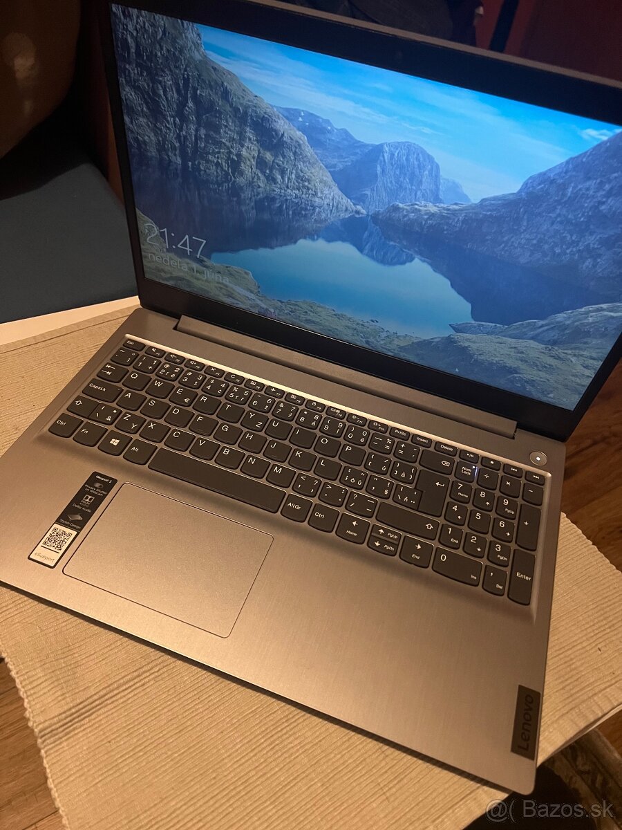 Lenovo ideapad 3