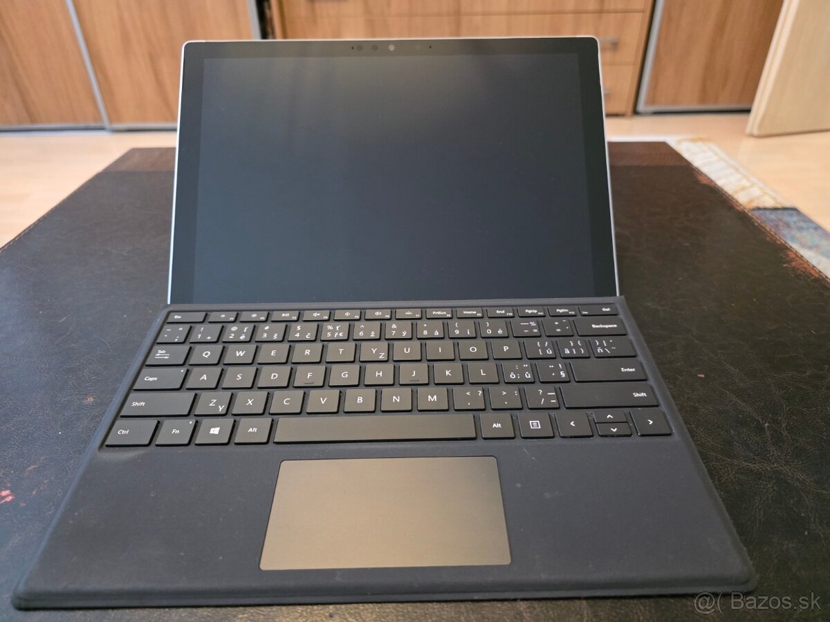 Microsoft Surface Pro 7