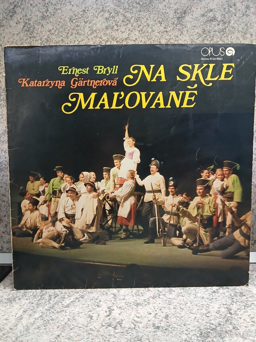 Na skle maľované
