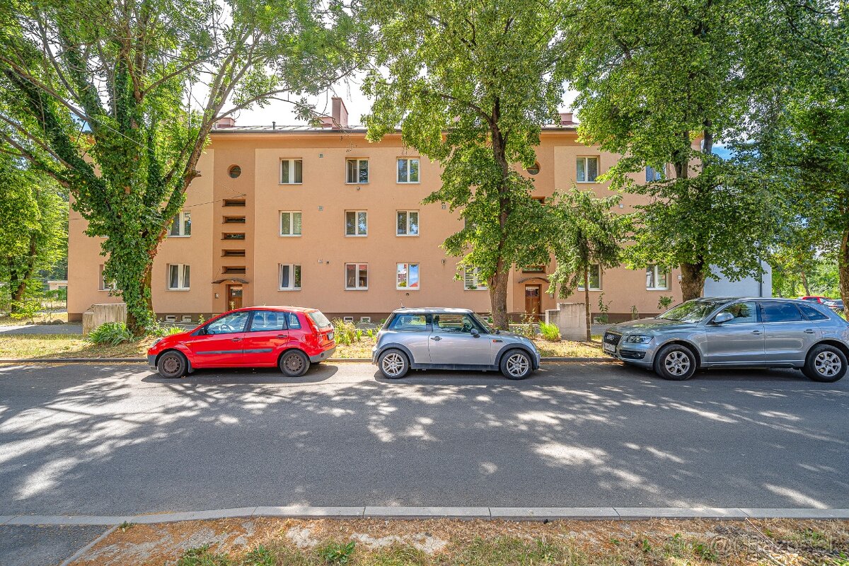 3i chyžka s parkingom v centre