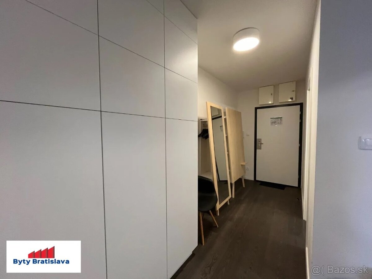 Byty Bratislava predá 2 izb. byt na ul. Žilinská, BA I.