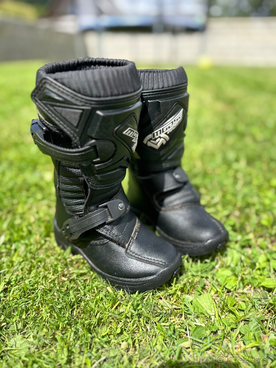Predám ako nové detské moto čižmy veľ. 28