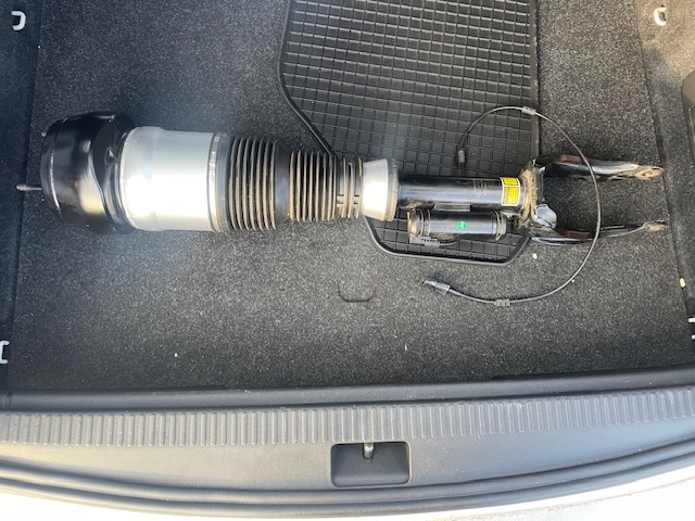 Vzduchový vankúš Mercedes GLS, GL, GLE,M