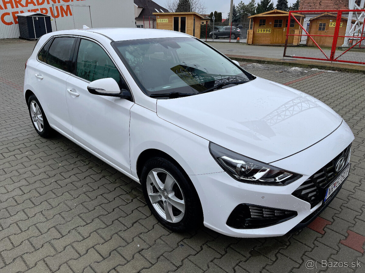 Hyundai i30 1.5 DPi 1.majiteľ