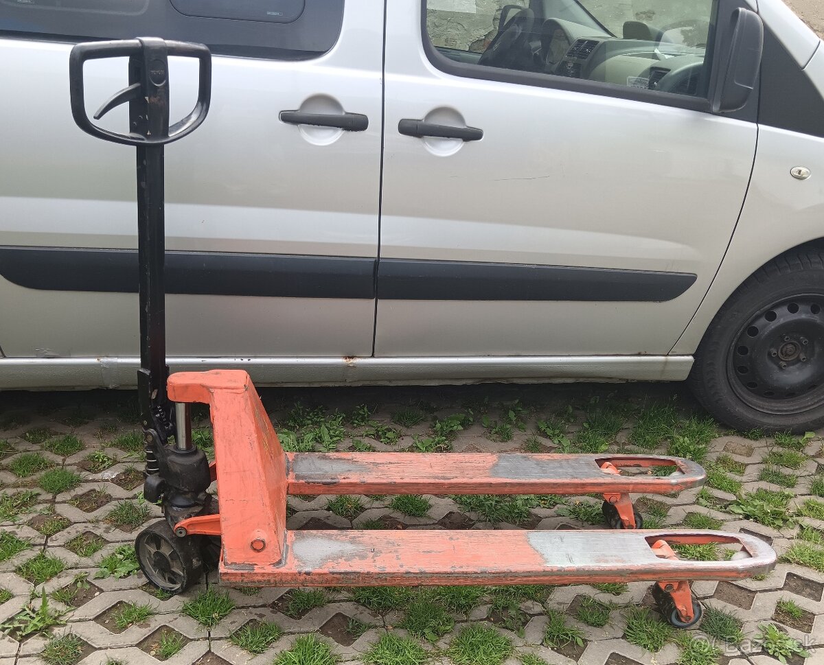paletovy vozík BT-Toyota 2300