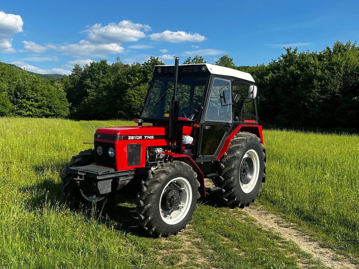 Traktor Zetor 7745