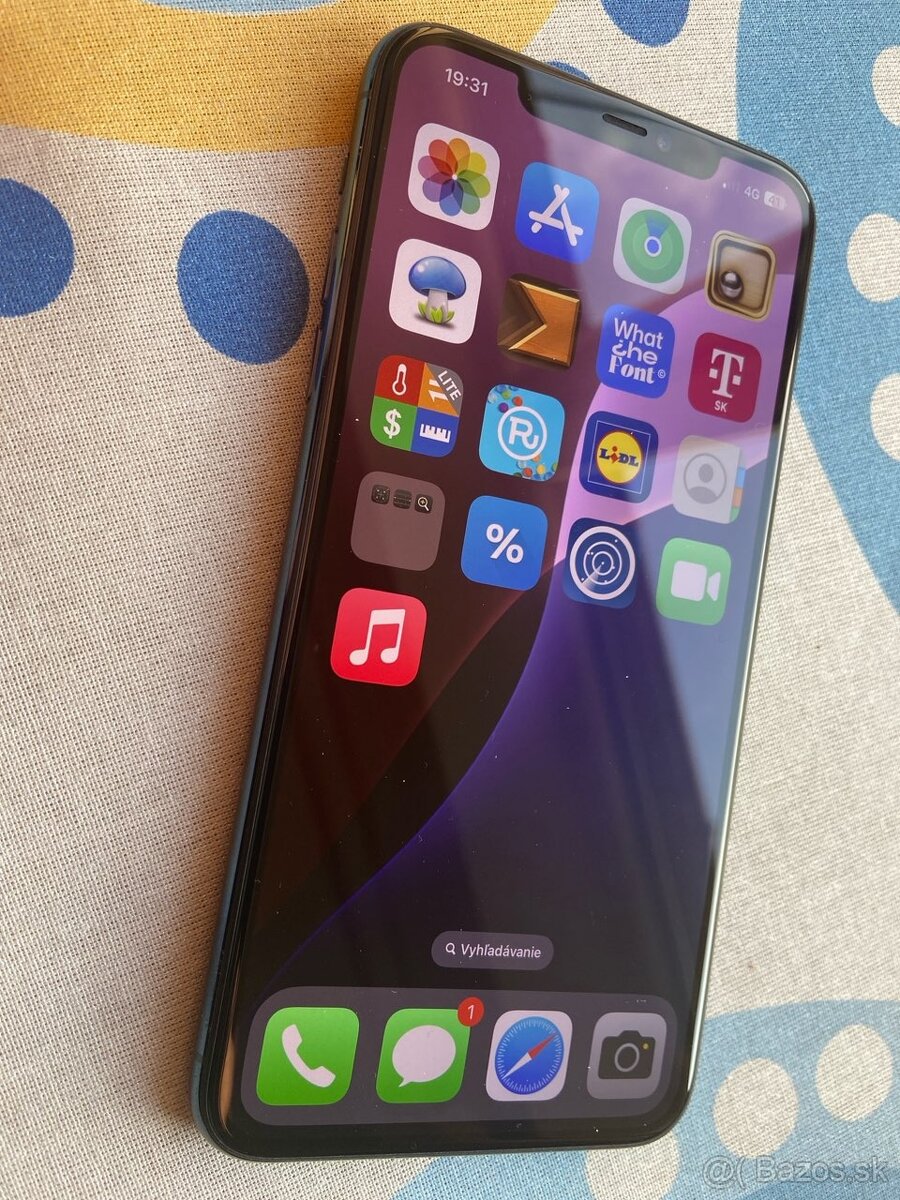 Predám iPhone 11 Pro Max 64Gb Midnight Green